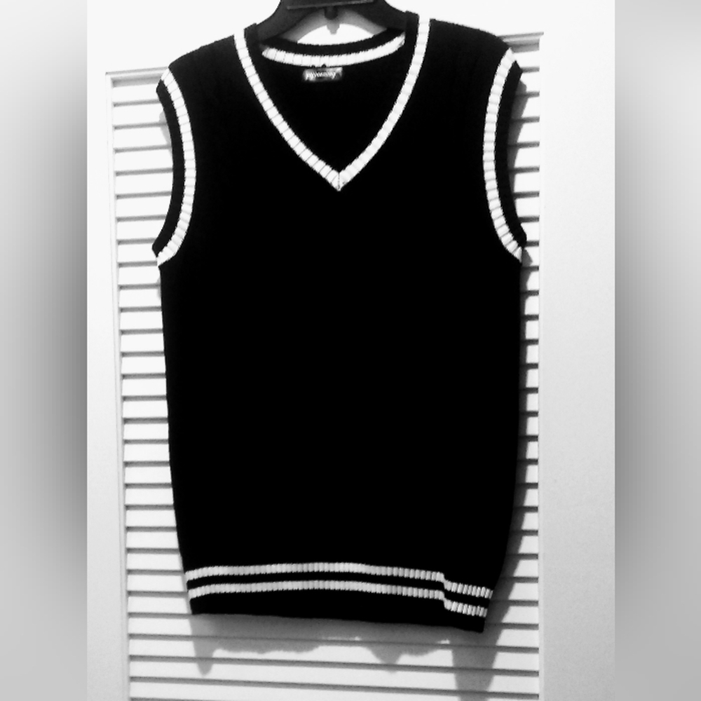 Womens Black and White Cotton Knit V Neck Vest Oversized M